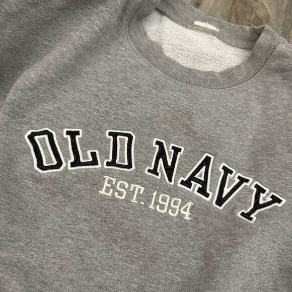 Vintage Old Navy retro y2k embroidered crewneck sweatshirt - Picture 4 of 4